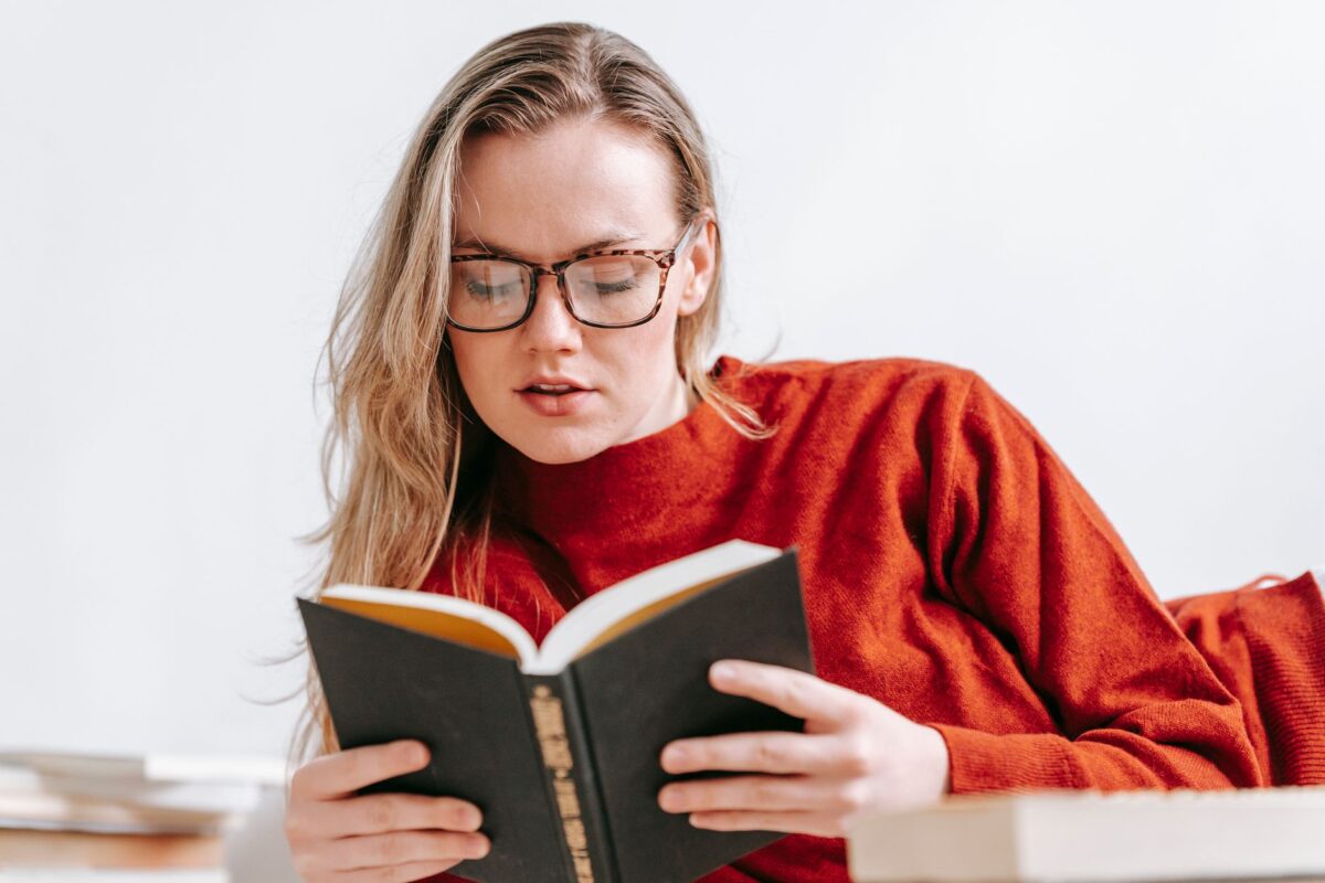 hyperos pause nouvelles repères chronologiques lire
